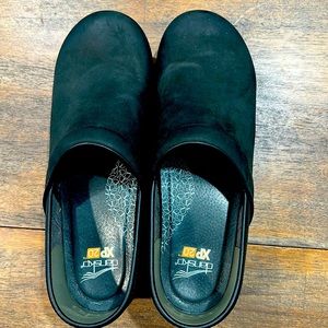 Mens Dansko size 13US/46EU matte black